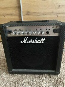 Tranzistorové kombo Marshall MG15CFX