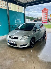 Toyota Auris 2012 2.0 diesel