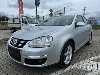 VOLKSWAGEN JETTA benzin - 1