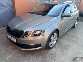 Skoda Octavia Combi 1.6 TDI Ambition - Diesel  DSG