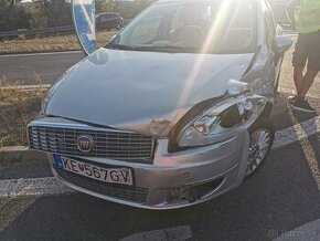 Predám Fiat Linea 1,3 JTD 90 - havarovaný