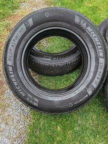 Zimne pneumatiky 235 /65R17 - 1