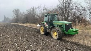 John deere 8100