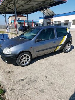 Renault Clio 1,6 16v Rally