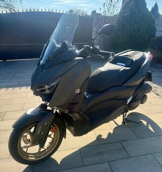 YAMAHA X MAX 125