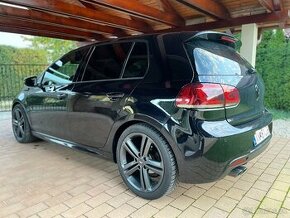 VW Golf R-line