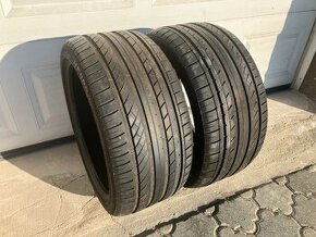 Letné pneu 278/35 R19 2 kusy 5-6 mm dezén