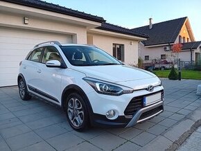 Hyundai i20 Active, 1.4 benzín, nové kúpené na Slovensku