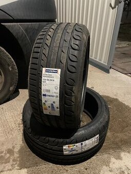 Sebring 225/40 R18