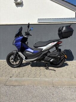 Aprilia SR GT 125 - 1