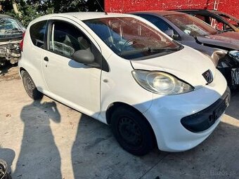 Rozpredám na náhradné diely Peugeot 107 1KR, CFA, CFB