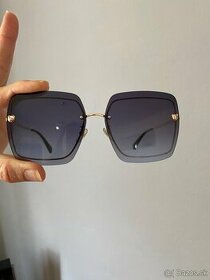 Krasne Moschino slnečné okuliare, original - 1