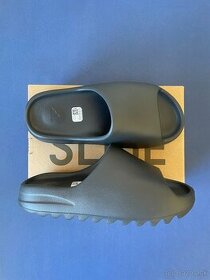 Adidas Yeezy Slide Onyx - 40.5 / 42 - 1