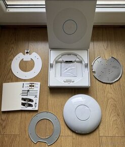 Ubiquiti WiFi AP U6-Pro - Kompletne balenie