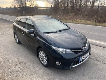 Toyota Auris 1,6l Benzín