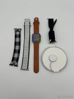 Apple Watch Series 8 45mm Silver (Batéria 87%) + DARČEK - 1