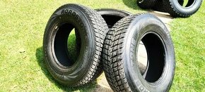 Pneu Roadstone Winguard SUV 235/75 R15