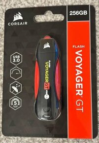 Predam Corsair Flash Voyager GT 256 GB