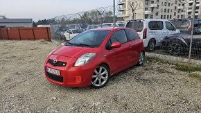 Yaris TS 1.8 Lux +