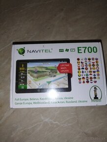 Navigácia Navitel E700