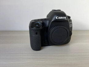 canon eos 5d mark IV