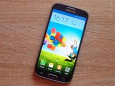 Samsung Galaxy S4 LTE (GT-I9506)