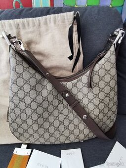 Nová Gucci Attache