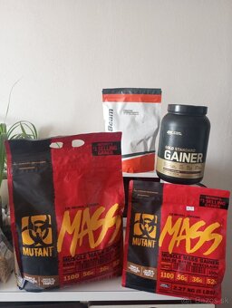 Gainer Mutant Mass 6,8kg a 2,27kg,Critical Mass 6kg,Creatin