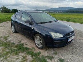 Ford Focus  1.4 59kw - 1