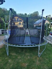 Trampolina