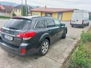 Subaru Outback 2.5 CVT