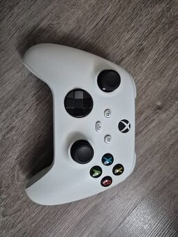 Ovládače XBox Series S/X biely a čierny