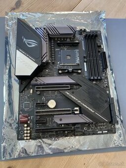 ASUS ROG Strix X570-F Gaming AM4