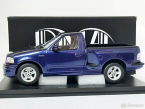 1:18 - Ford F-150 SVT Lightning (2003) - DNA Models - 1:18