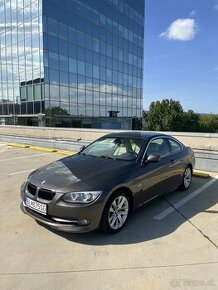 BMW 320d coupe 2011, automat - 1