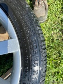 Letné pneumatiky na Volvo xc 60 225/45/R17 Y