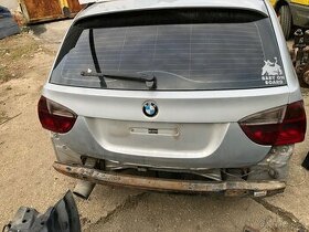 Predam zadny kufor na BMW E91 predfacelift