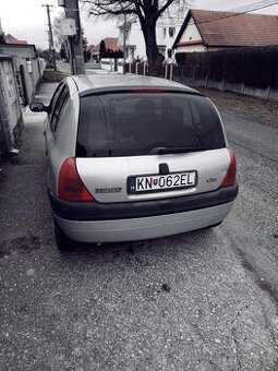 Renault clio