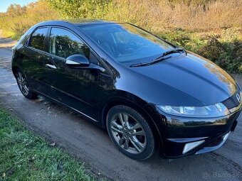 Honda Civic 1.8 VTEC GT 103 kW 6MT - 1