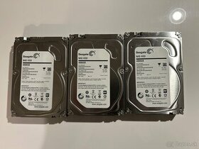 3kusy Seagate NAS 4T - 1