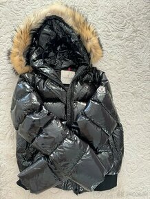 zimna bunda Moncler