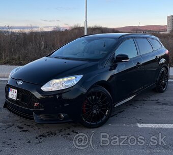 Ford Focus ST EcoBoost BiTurbo 2.0T SWISS BLACK-LED