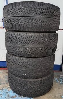 ZADÁNO 4x zimní pneu Michelin Pilot Alpin 5 SUV 285/45 R20