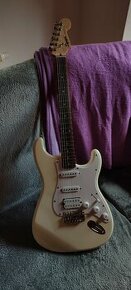 Fender squier sonic stratocaster - 1