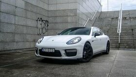 Porsche Panamera GTS 2014 - 1