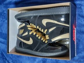 Nike Air Jordan 1 Black Metalic Gold 2020