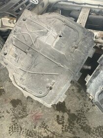 volkswagen t5 plast pod motor