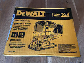 Aku priamočiara píla DeWALT DCS334B, nová