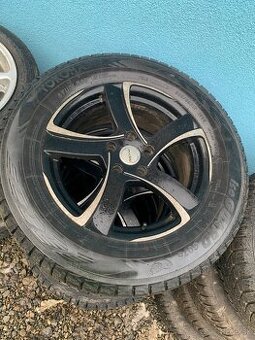 Predam 235/65 R17 zimne