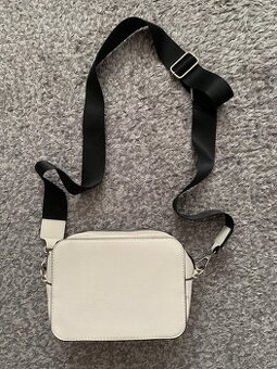 Crossbody kabelka